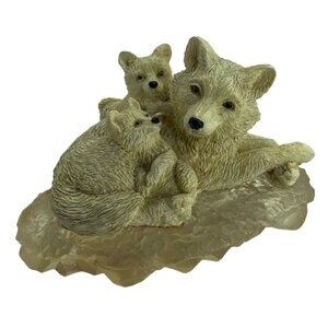Vtg 1998 AGC Wolf Mom and Pups Christmas Ornament Figurine Ornament 4" x 2"